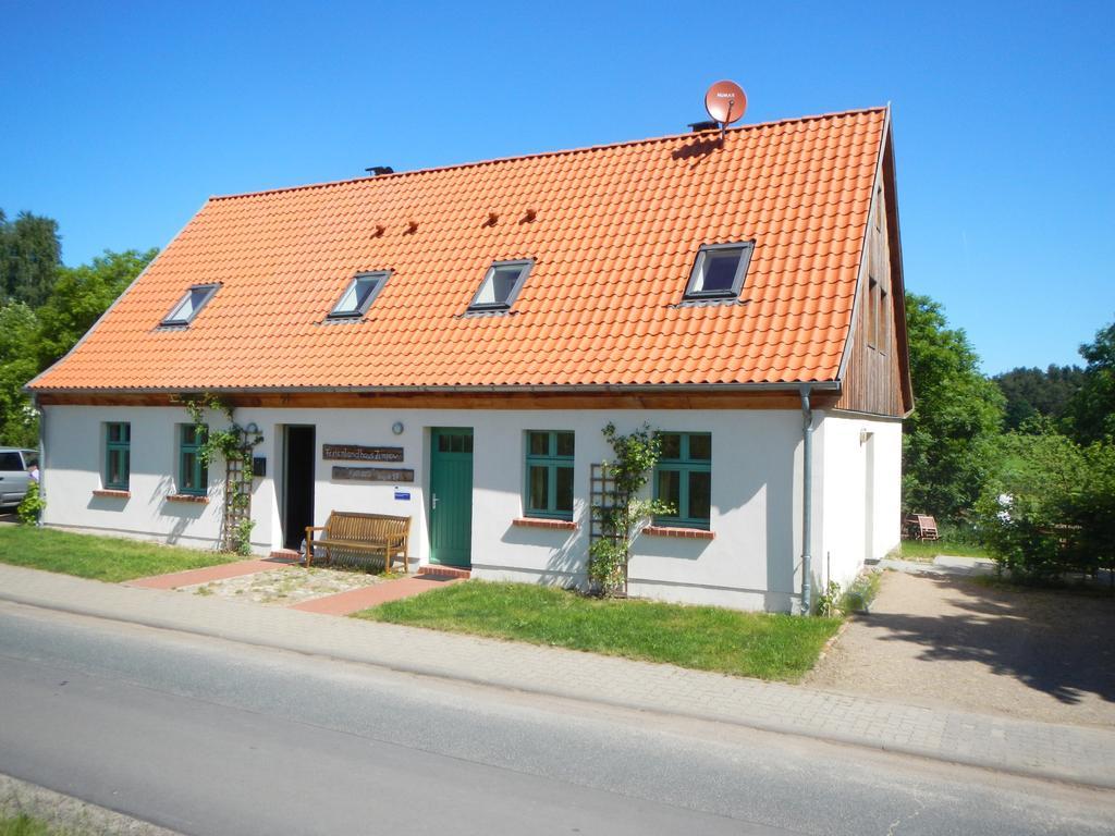 Ferienlandhaus Zempow Экстерьер фото